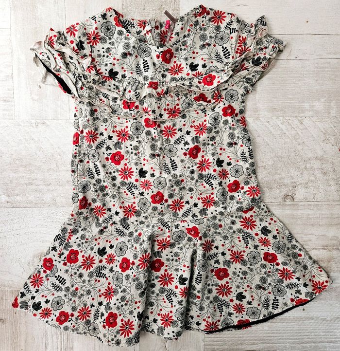 Robe fleurie 8 ans