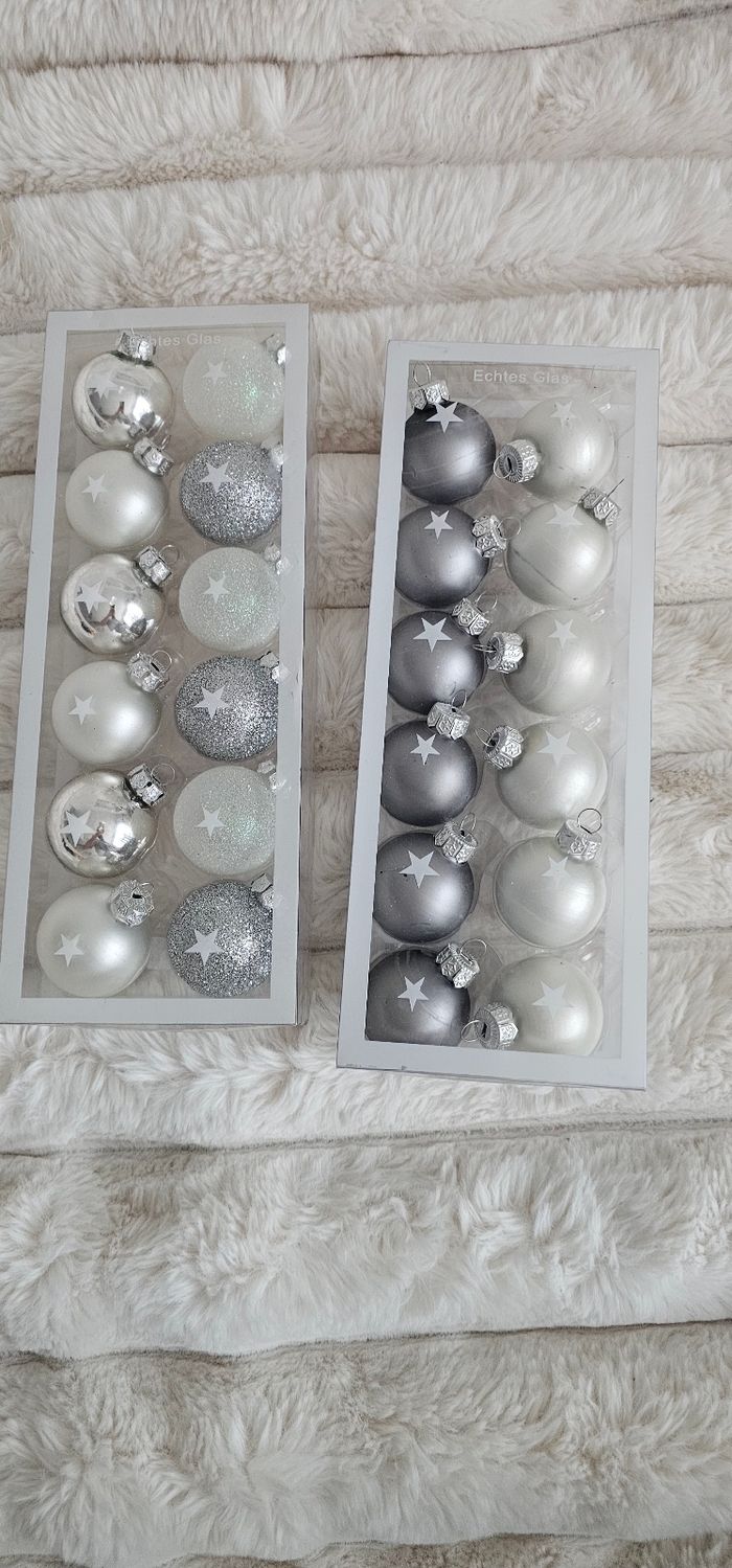Lot de 24 boules en verre de Noël 🎄Neufs