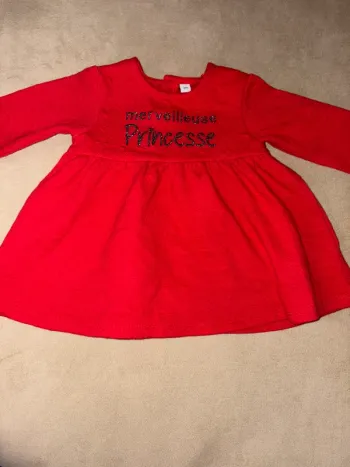 Robe rouge