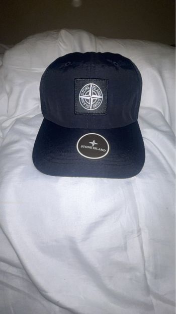 Casquette stone island
