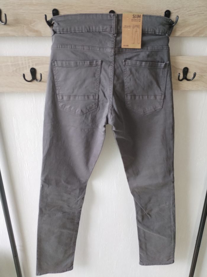 Pantalon gris - photo numéro 2