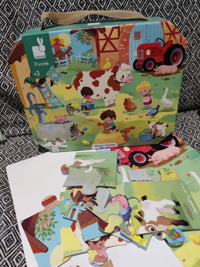 Puzzle dans valisette A La Ferme 24 Pièces - Janod - photo numéro 1