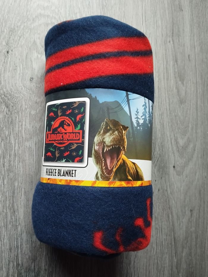 Jurassic World Dominion : Plaid Polaire 100% Polyester- 120x140cm - photo numéro 5