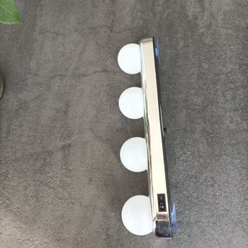 Lampes avec ventouses 