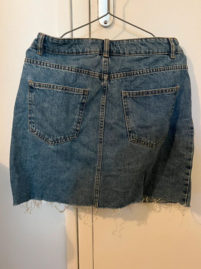 Jupe courte en denim - photo numéro 2
