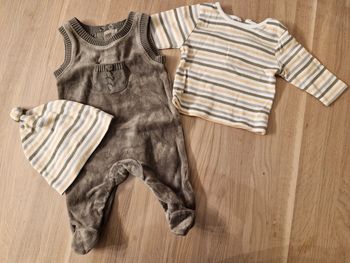 Ensemble salopette tshirt 1 mois