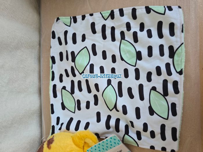 Doudou peluche avec couverture / Comforter Disney Roi Lion Simba the Lion King - photo numéro 5