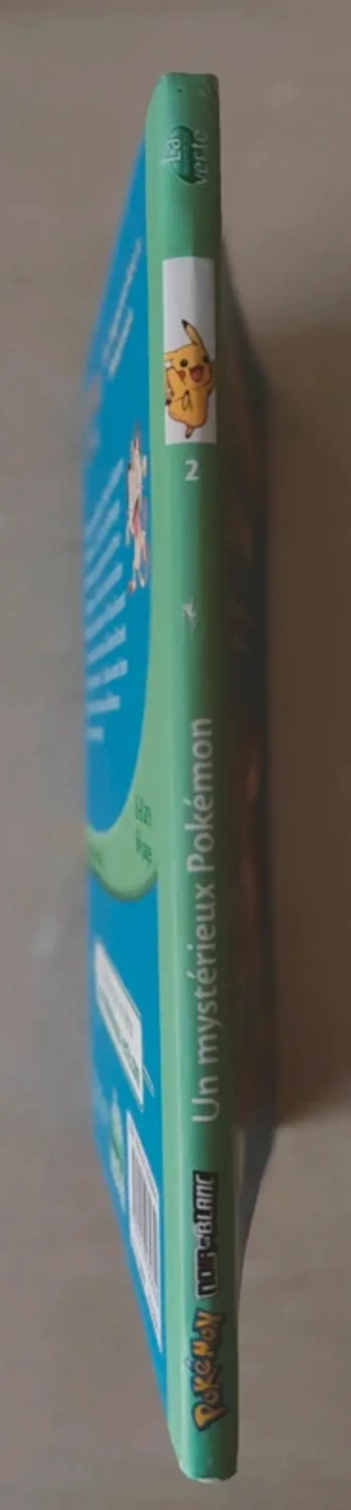 Livre Pokémon Noir et Blanc un mystérieux Pokémon La bibliothèque verte - photo numéro 6