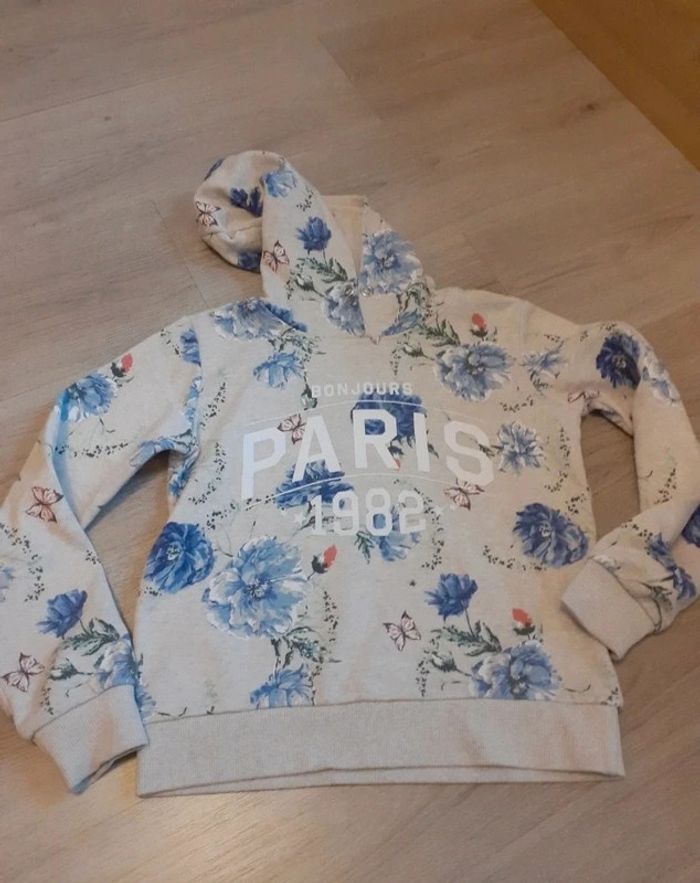 Sweat à capuche 8 10ans