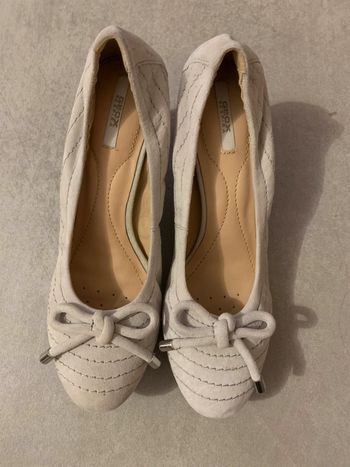 Ballerines en daim écru Geox 35 