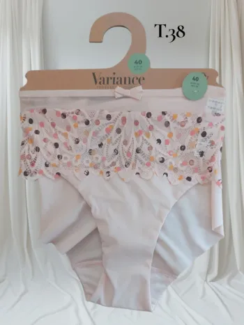 Culotte neuve avec étiquette T.38