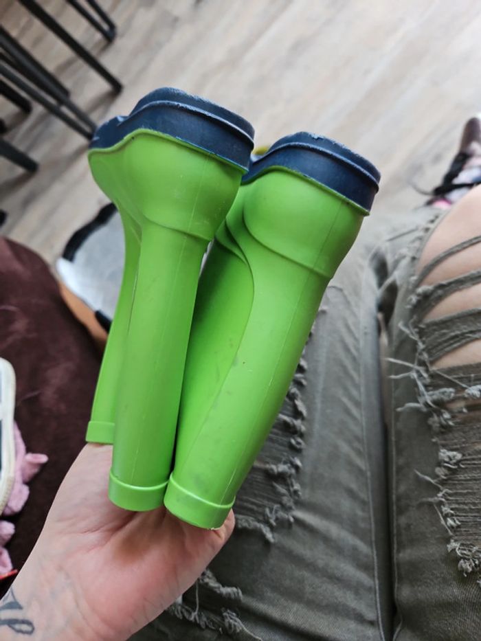 Bottes pointures 24 - photo numéro 8