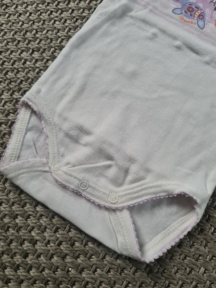 Lot de 2 bodies manches courtes - 3/6mois - photo numéro 4