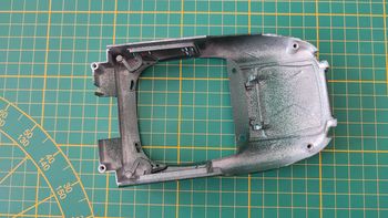 Carcasse avec coffre pièce miniature Bburago Burago Jaguar type E 1961 1/18 1/18e 1/18ème #B88