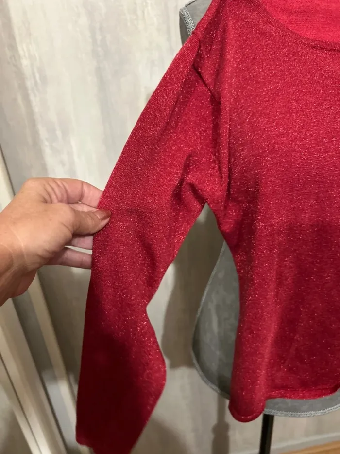 Pull rouge brillant - photo numéro 3