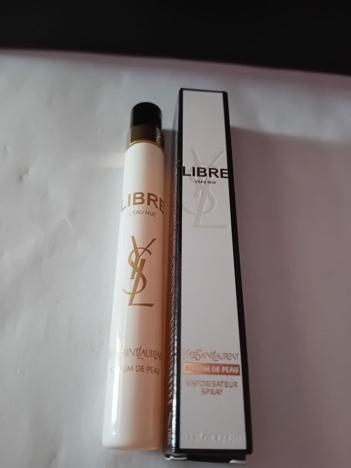 Vaporisateur de sac libre l eau nue ysl. Contenance 10 ml. Neuf - photo numéro 2
