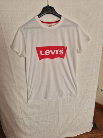 tshirt levi's taille 38