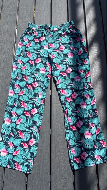 Pantalon sarouel à motifs verbaudet taille 10 ans