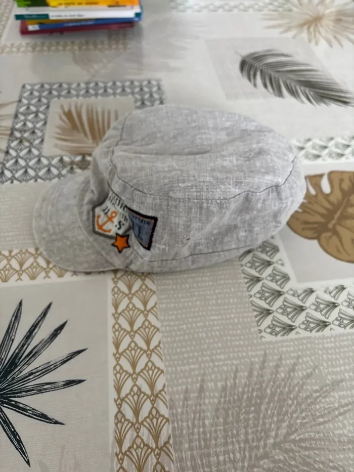 Casquette grise, H&M, T. 9-12m - photo numéro 2