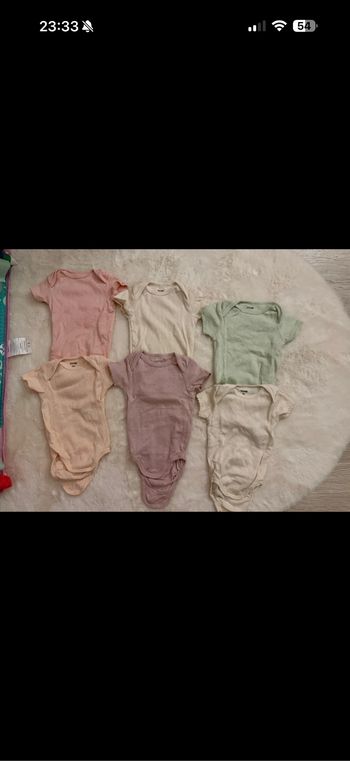 Lot bodies manche court bébé fille