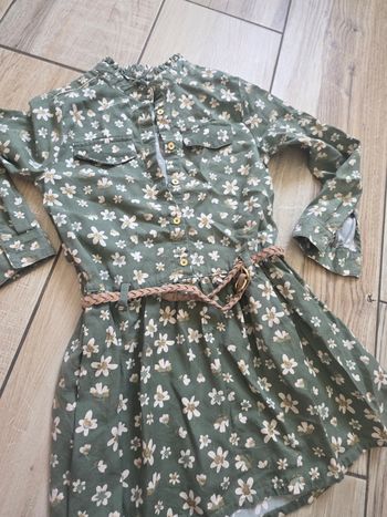 Robe Orchestra kaki fleurie.