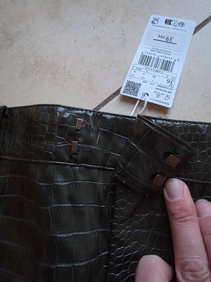 mini jupe neuve avec étiquette zara - photo numéro 2