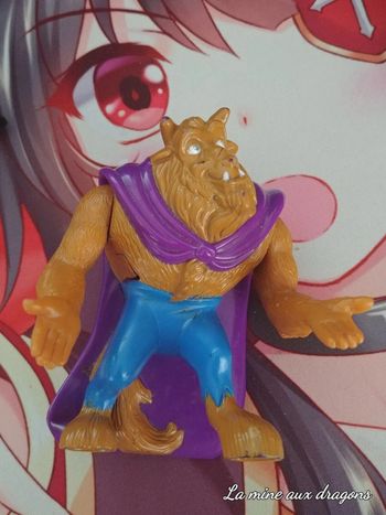 Figurine Belle la bête beauty and the beast mcdonald's toy 1998 vintage disney