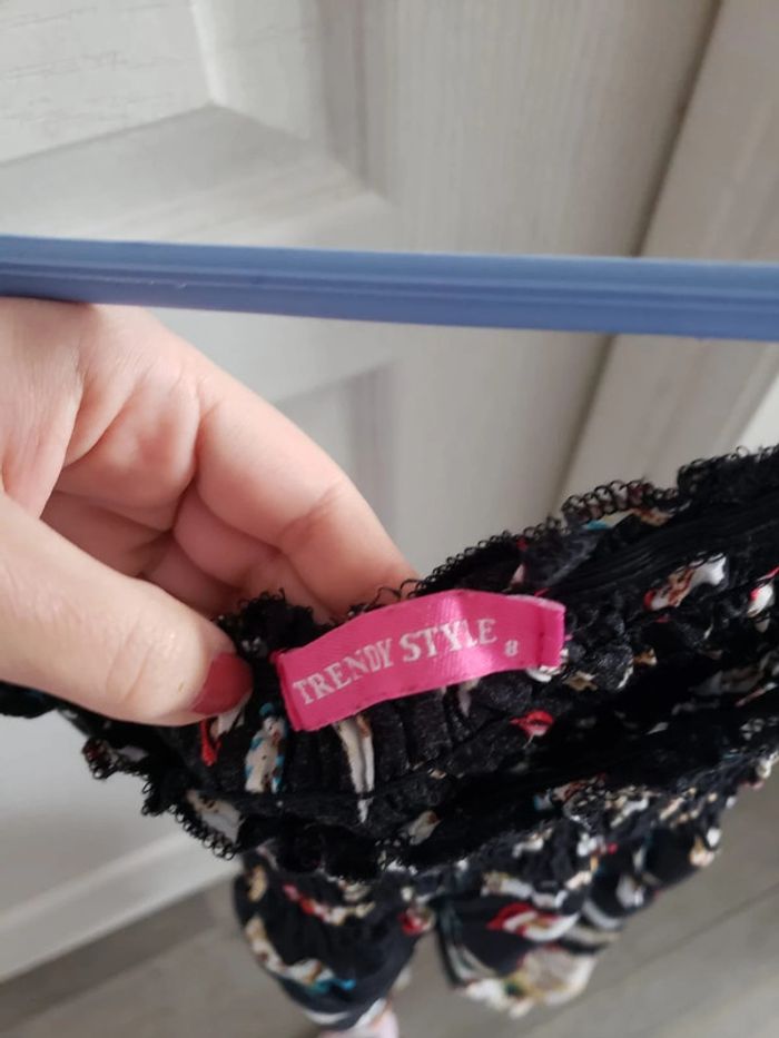 Robe fine bretelles 8 ans - photo numéro 3