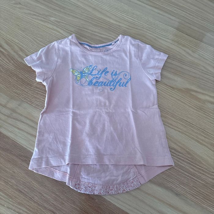 TEE shirt