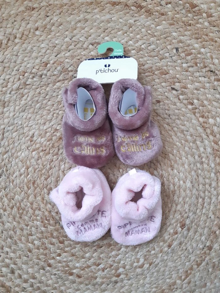 Lot de 2 chaussons neufs P'tichou