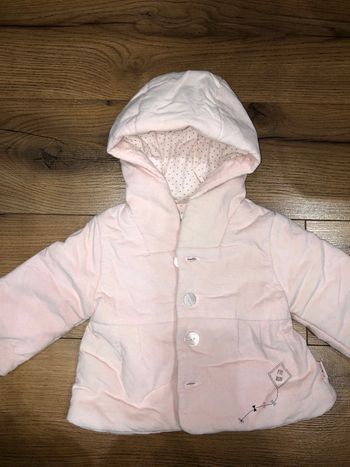 Manteau fille p’tit bisou 💋 taille 3 mois très bon état