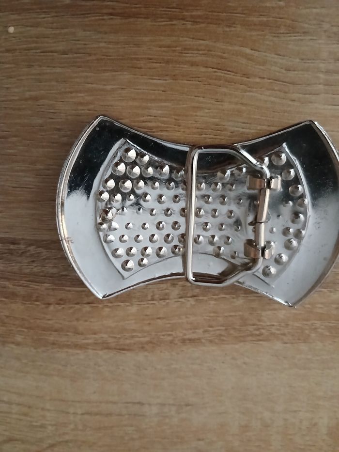 Boucle de ceinture strass et métal argenté - photo numéro 2