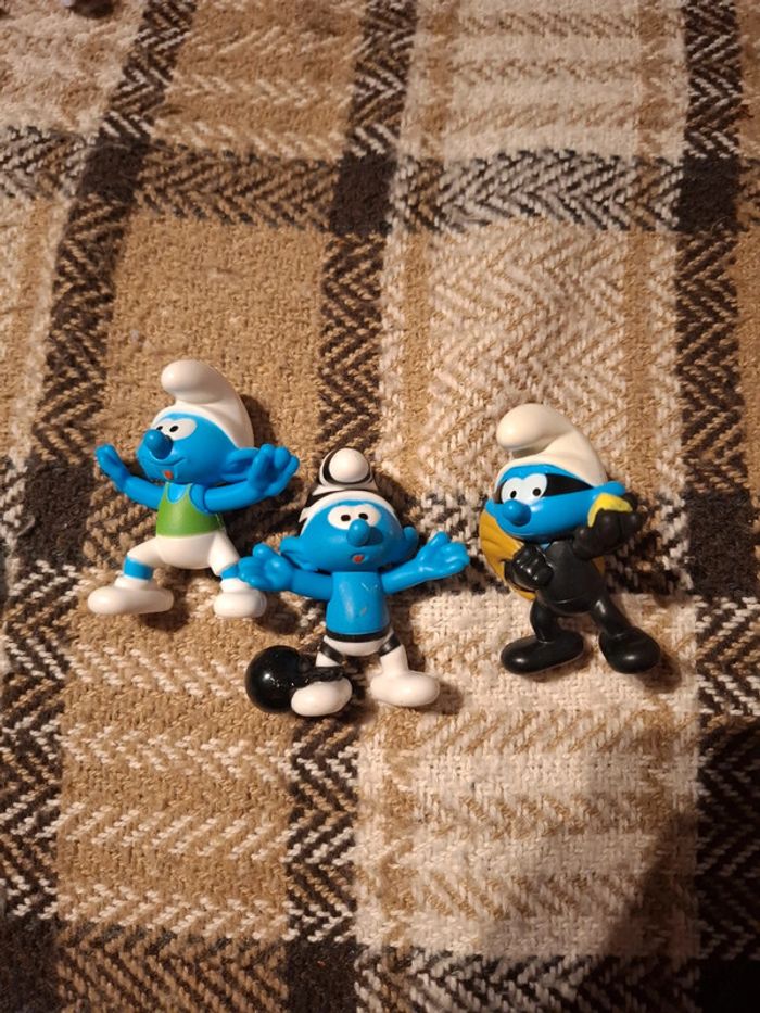 Lot de 3 figurines les schtroumpfs