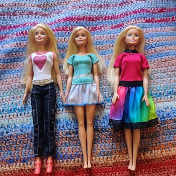 Lot de 3 poupées Barbie 