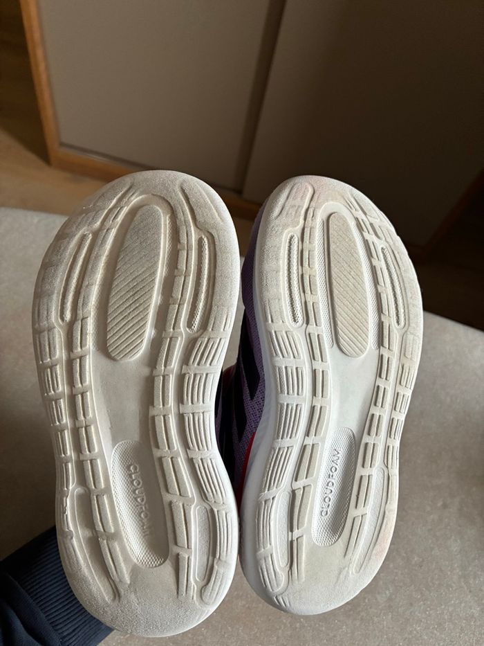 Baskets Adidas - lafrippe65 - photo numéro 3