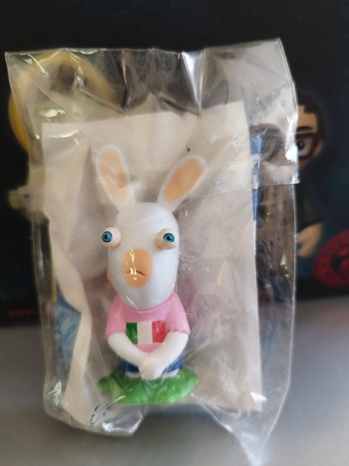 Figurine lapin crétin