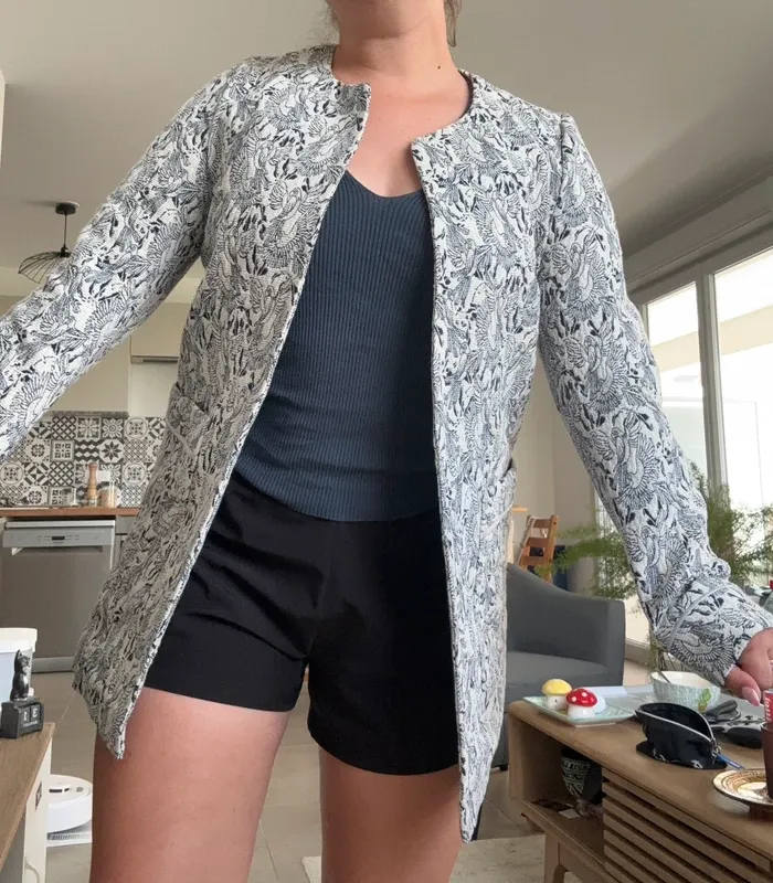 Veste motif perroquet naf naf taille 38 - photo numéro 4