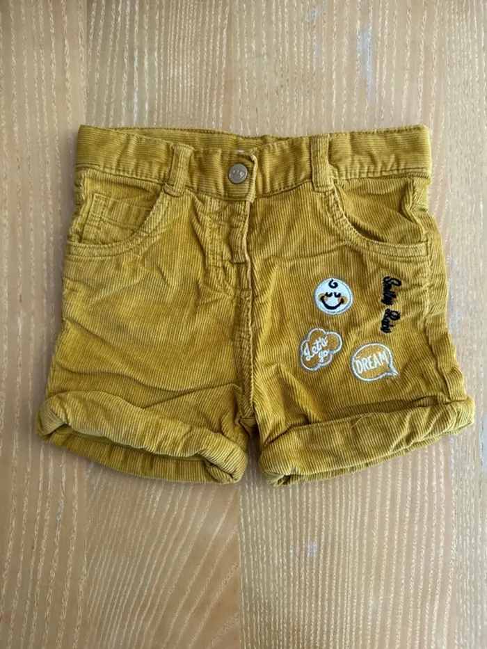 Short smiley 23 mois