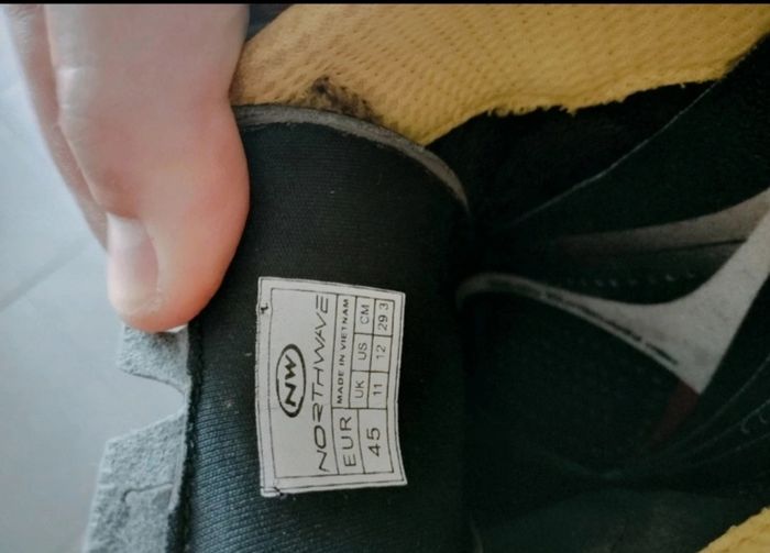 Chaussures de vélo taille 43 44 - photo numéro 10