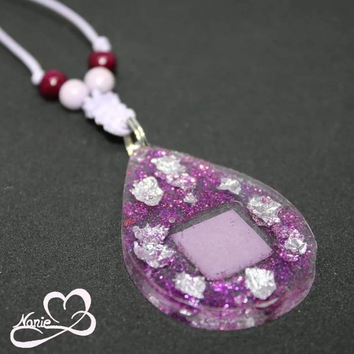 Pendentif en résine rose avec une mosaïque !! - photo numéro 4