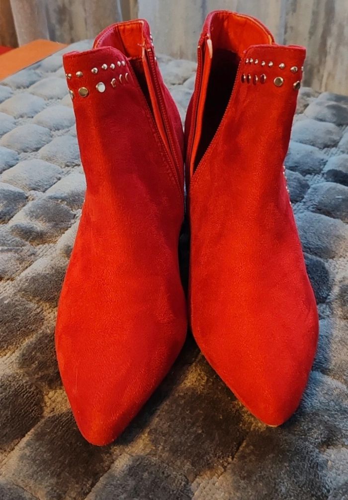 Bottines rouges pointure 38.neuf jamais porté - photo numéro 6