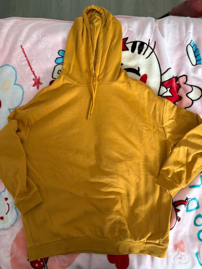 Sweat jaune taille S