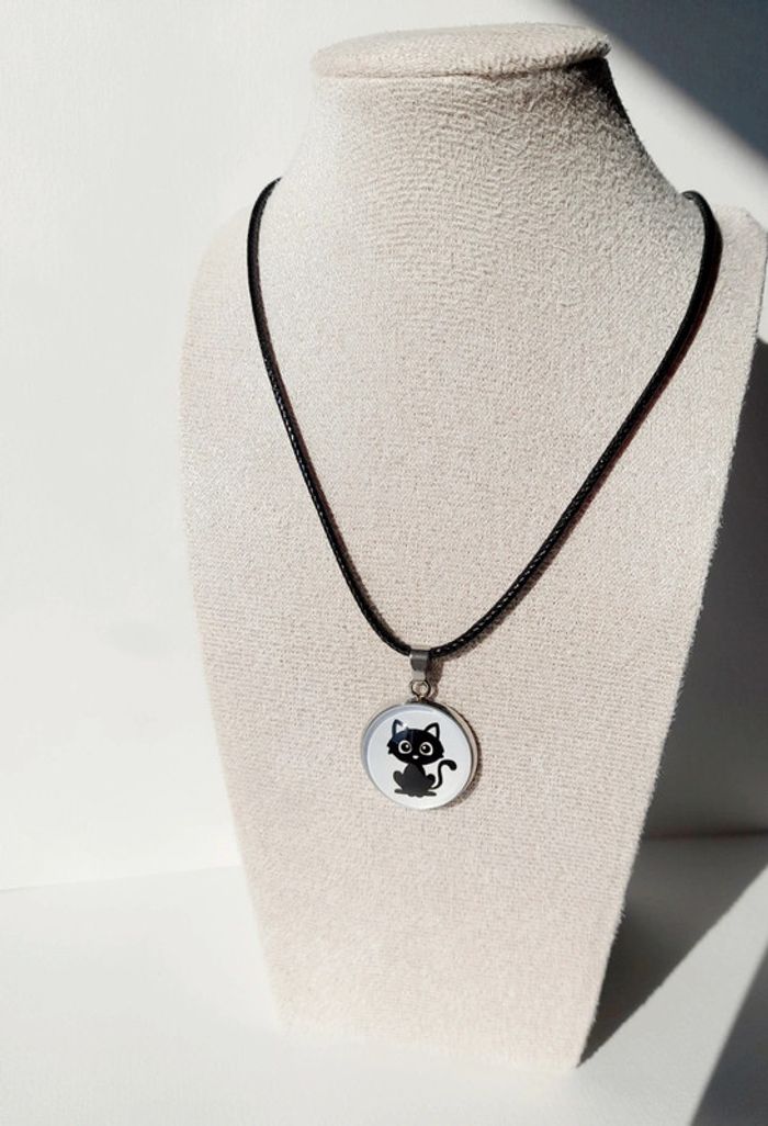 Collier chat noir mignon