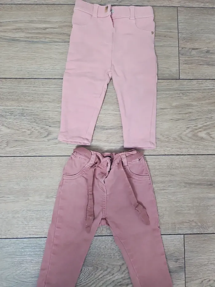 2 pantalons bébé fille