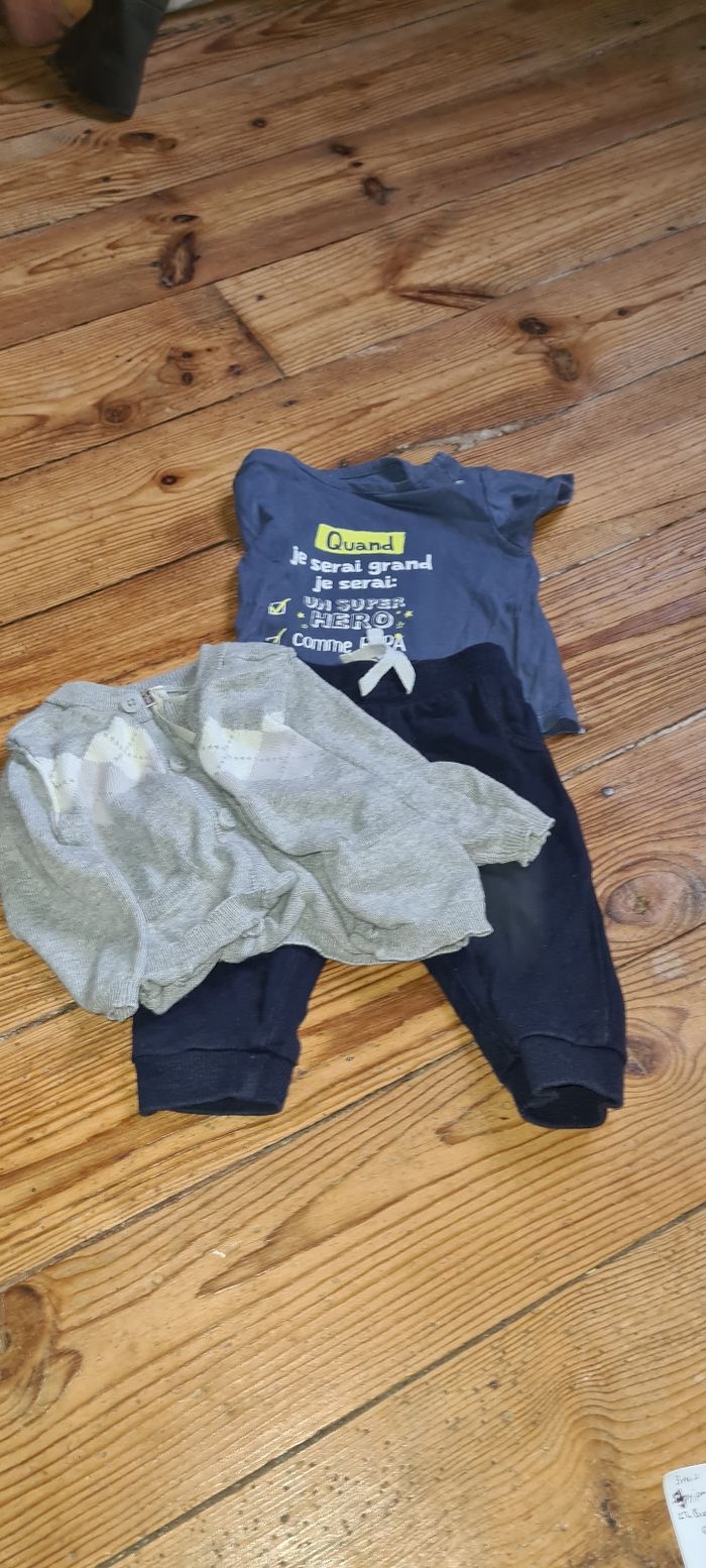 Ensemble de vêtements