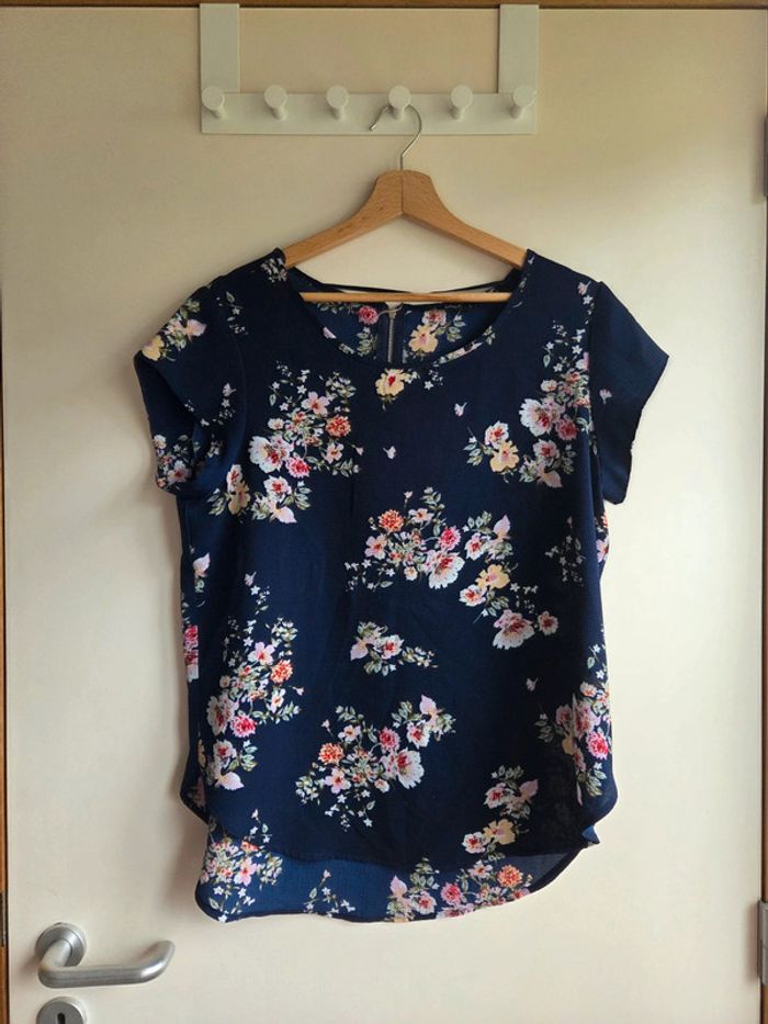 Blouse fluide fleuries only taille M - col rond - imprimé floral