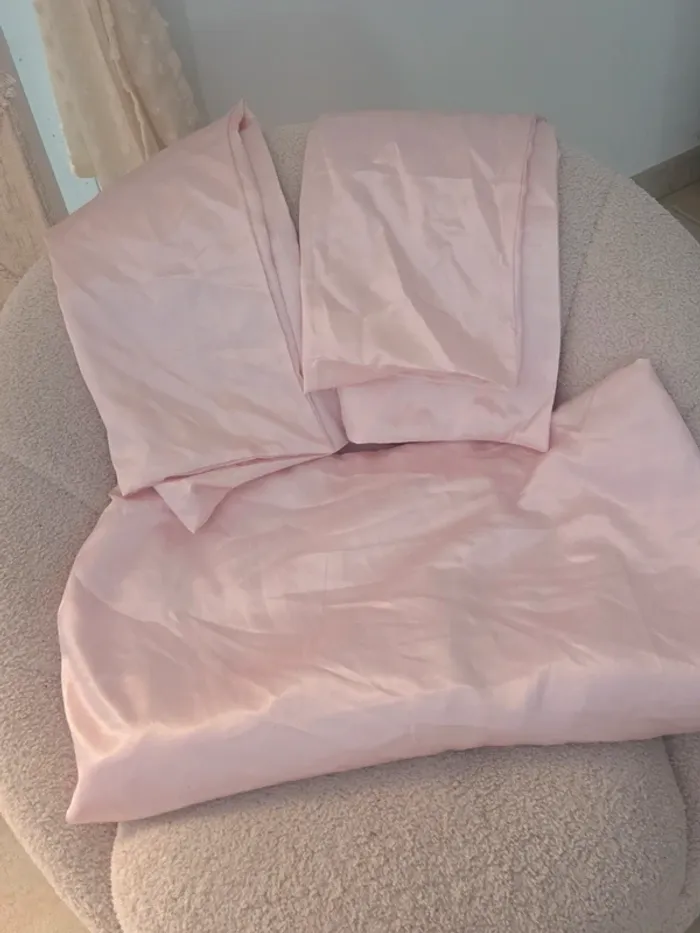 Ensemble literie housse de couette satinée rose