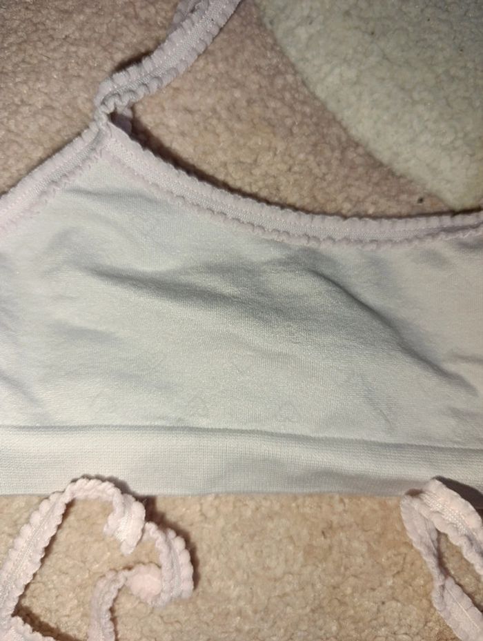Lot de 2 brassières 4/5 ans - photo numéro 2