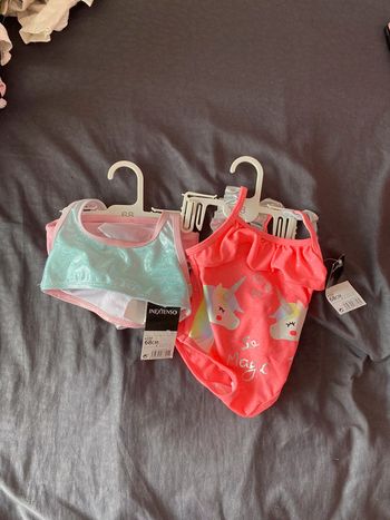 Lot de 2 maillot de bain neuf