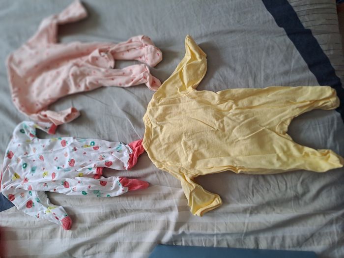 Lot de 3 pyjamas - photo numéro 2